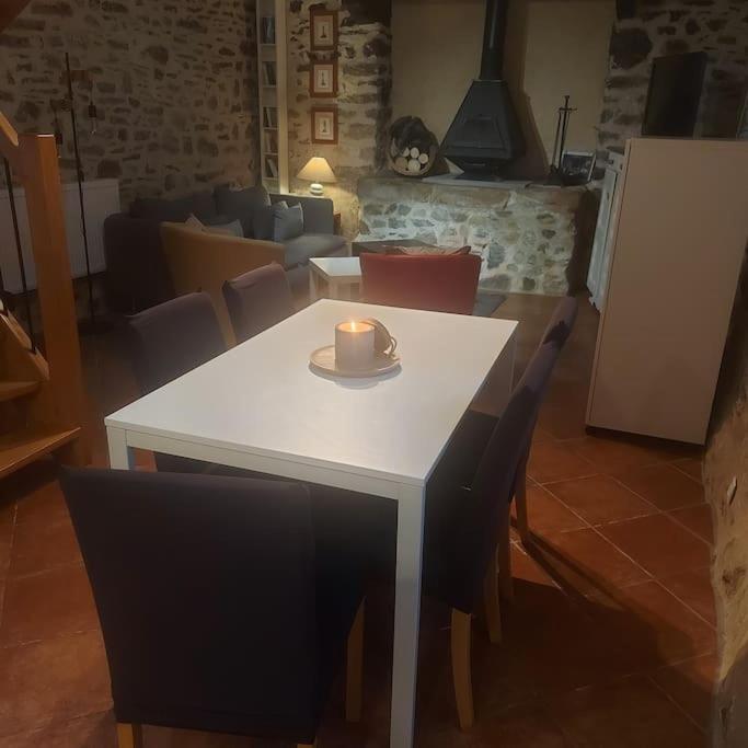 Willa Penty Typique Kercab Dans Un Ancien Moulin Plomodiern Zewnętrze zdjęcie
